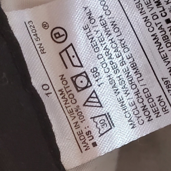 Black shorts Everyday short Old Navy sz 10 - Picture 3 of 6